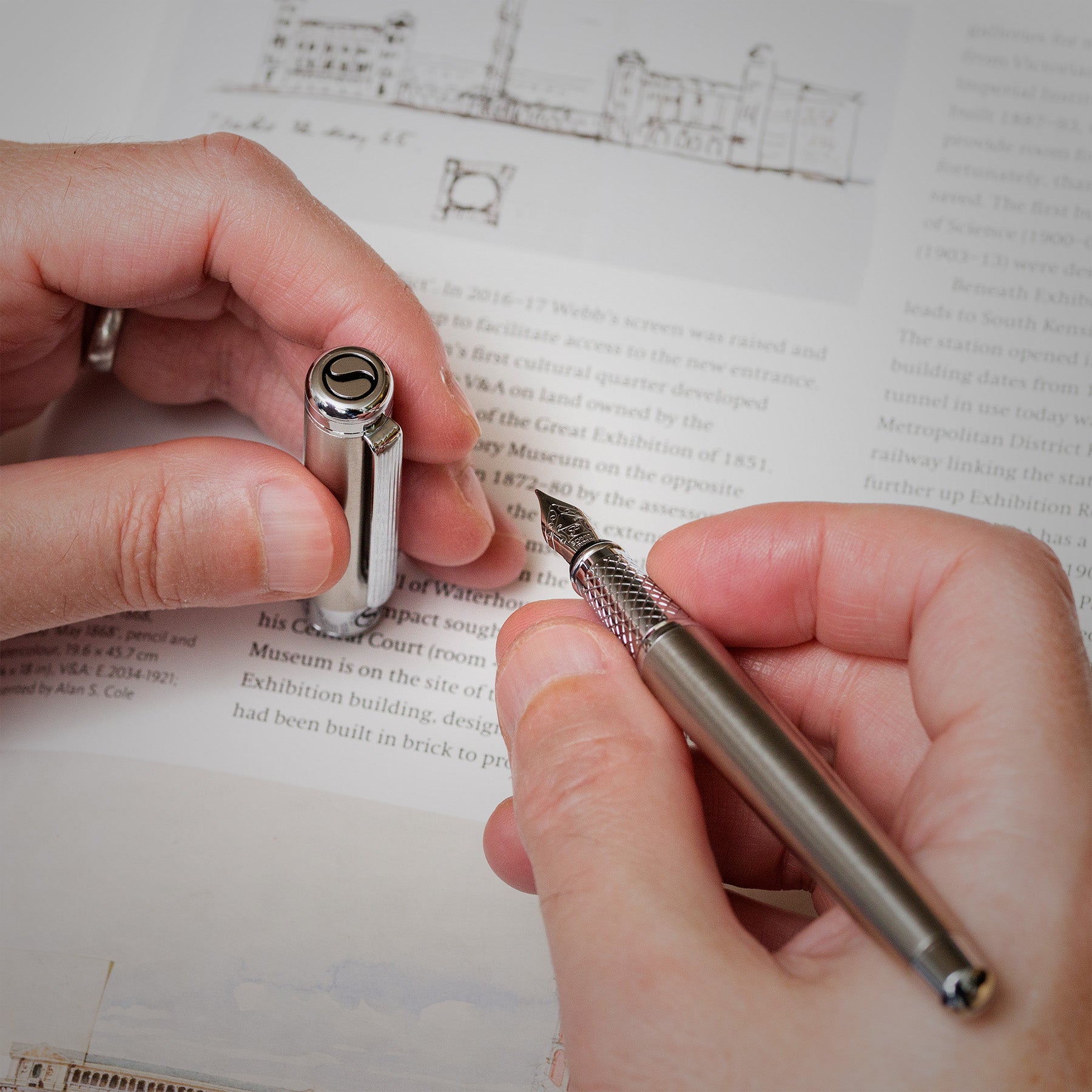 Classic Stainless Steel Fountain Pen - Medium Nib