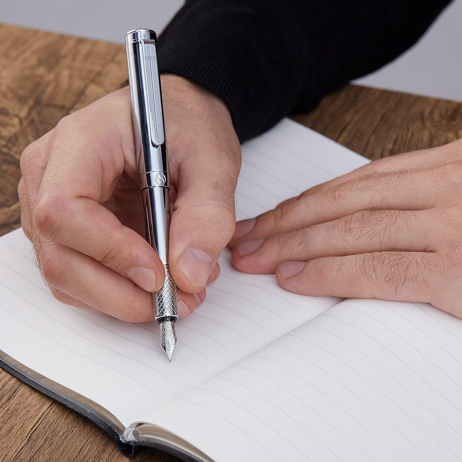 Scriveiner Silber-Chrom-Füllfederhalter (fein), preisgekrönter Luxus-Stift, schwerer Taschenstift, Chrom-Finish