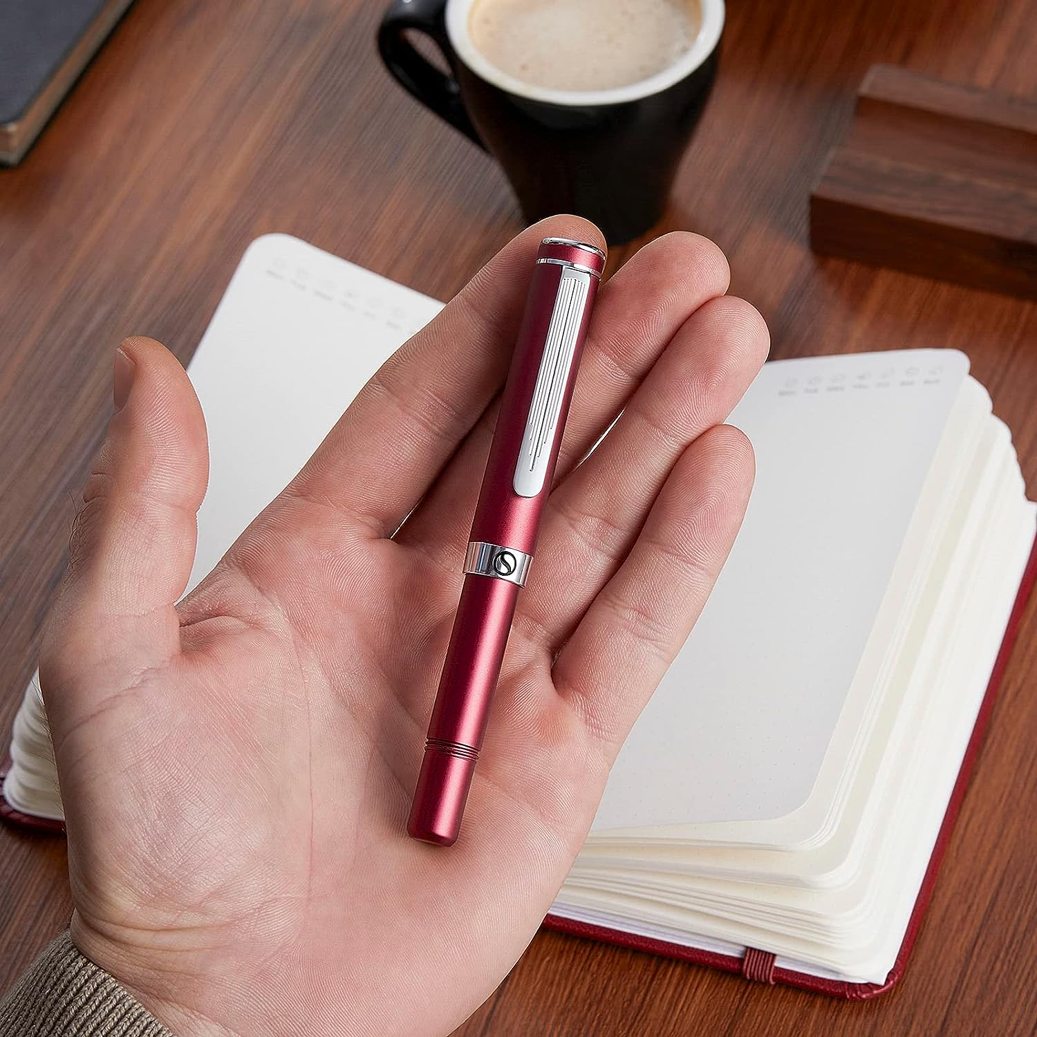 Scriveiner Luxury EDC Fountain Pen (Fine), Stunning Matt Red Pocket Pen, Chrome Finish