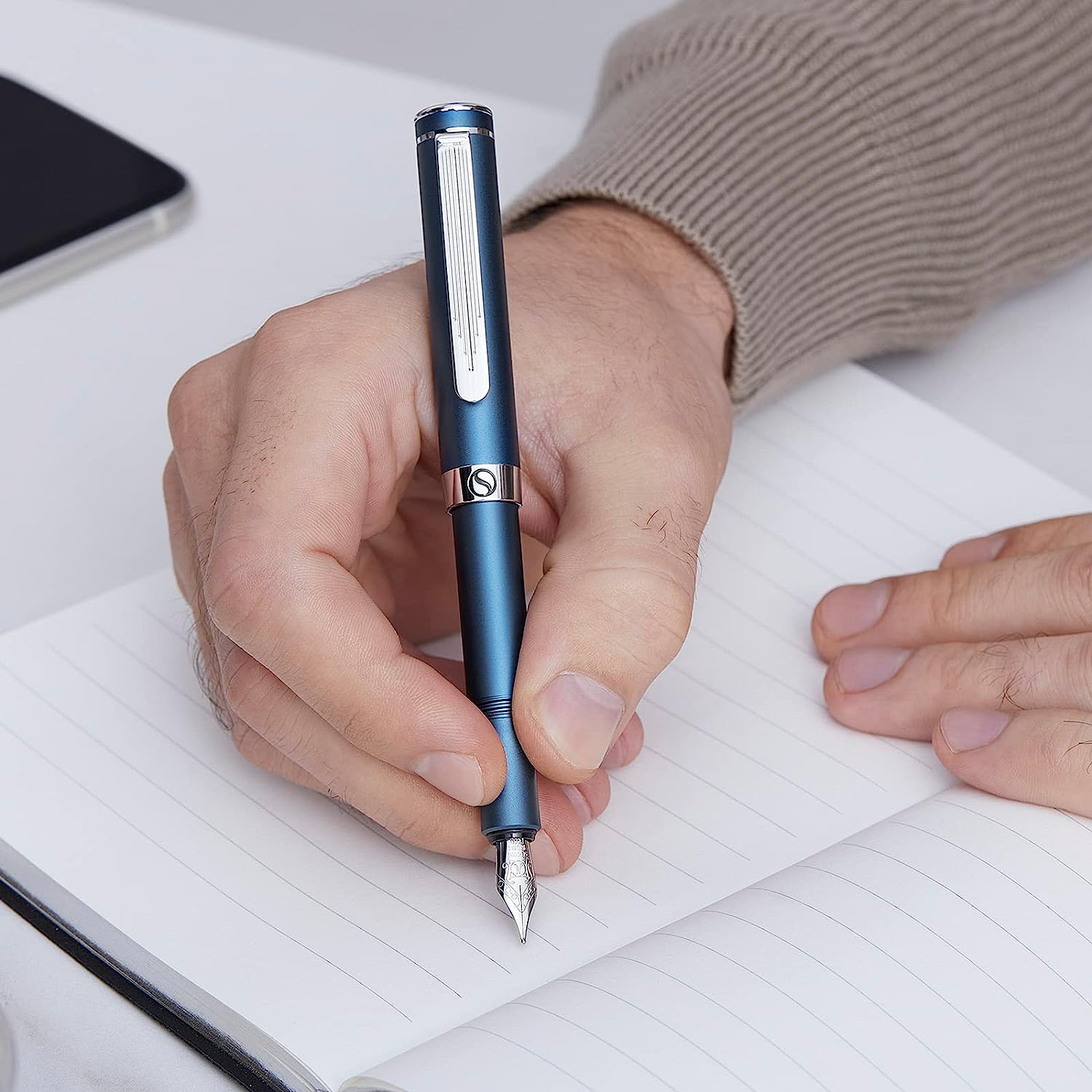 Scriveiner Luxury EDC Fountain Pen (Medium), Stunning Matt Blue Pocket Pen, Chrome Finish